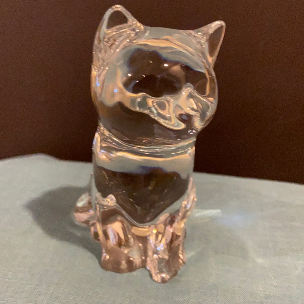 Princess House 24% lead crystal sitting cat paperweight. Germany